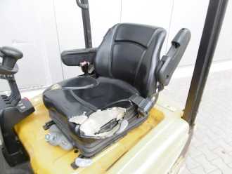 Chariot élévateur d'occasion YALE ERP 15 VT ELEKTRO DREIRADFRONTSTAPLER (12939003)