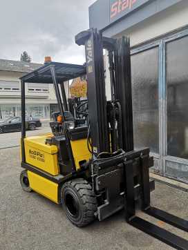 Chariot élévateur d'occasion YALE ERP 30 ALF ELEKTRO VIERRADFRONTSTAPLER (12839222)