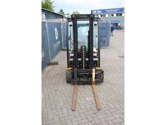 Chariot élévateur d'occasion YALE ERP16VT ELEKTRO VIERRADFRONTSTAPLER (13041397)