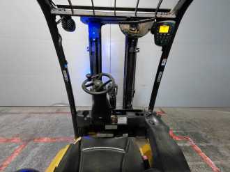 Chariot élévateur d'occasion YALE ERP16VT SWB ELEKTRO DREIRADFRONTSTAPLER (13069702)