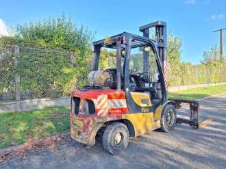 Chariot élévateur d'occasion YALE GLP35VX GAS VIERRADFRONTSTAPLER (12911695)
