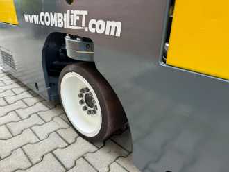 Used Forklift Truck COMBILIFT C4000EST / Electric / Battery 2023 year ELEKTRO VIERWEGESTAPLER (13063118)