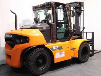Used Forklift Truck DOOSAN D 90 S-9 DIESEL VIERRADFRONTSTAPLER (12871720)