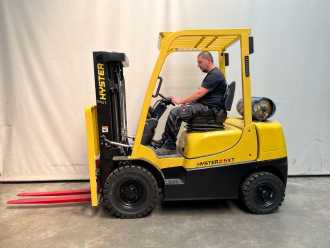 Used Forklift Truck HYSTER H2,5XT GAS VIERRADFRONTSTAPLER (13055413)