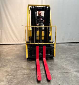 Used Forklift Truck HYSTER H2,5XT GAS VIERRADFRONTSTAPLER (13055413)