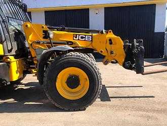 Used Forklift Truck JCB TM 320W T4F DIESEL TELESKOPARMSTAPLER (13063873) backdrop