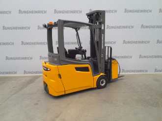 Used Forklift Truck JUNGHEINRICH EFG 216 SP GE 100-550 DZ ELEKTRO DREIRADFRONTSTAPLER (13062519) backdrop