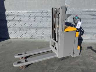 Used Forklift Truck JUNGHEINRICH EJD 222 Baujahr 2021 Stunden 7635 HH 2,1M ELEKTRO HOCHHUBWAGENDEICHSEL (13076309)