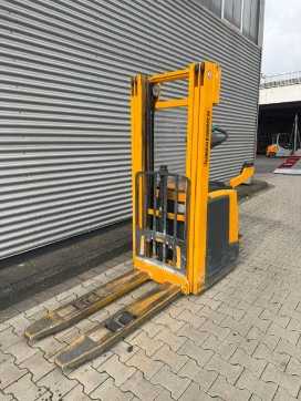 Used Forklift Truck JUNGHEINRICH ERC214 ELEKTRO HOCHHUBWAGENDEICHSEL (13066572)