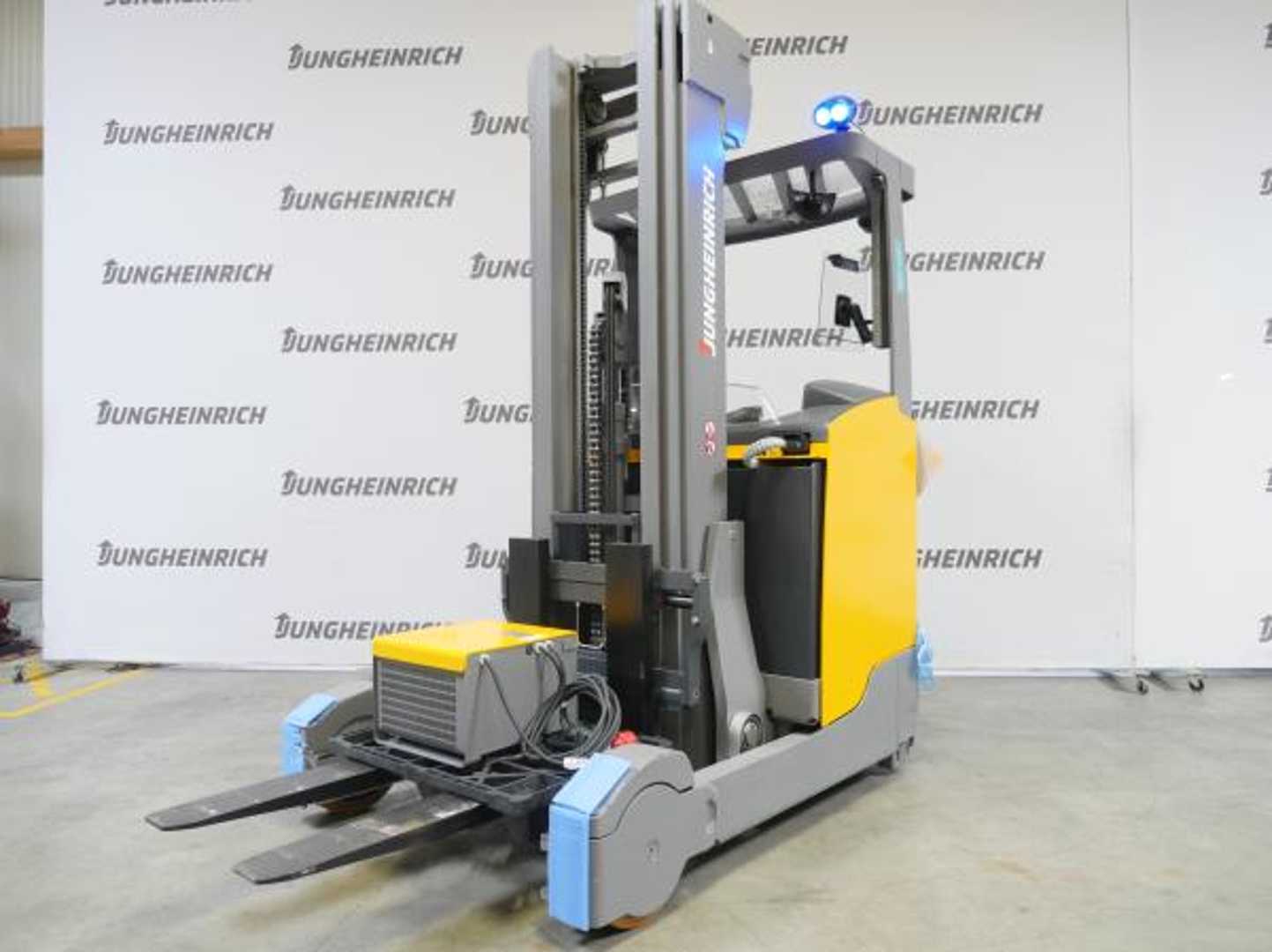 Used Forklift Truck JUNGHEINRICH ETV 320 560 DZ MP ELEKTRO SCHUBMASTSTAPLER (13068406)