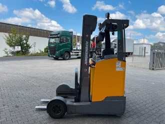 Used Forklift Truck JUNGHEINRICH ETV C16 / Triplex 5.72m / SS / nur 3.112h / 2016 DIESEL SCHUBMASTSTAPLER (13054136)