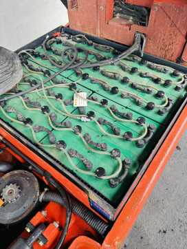 Used Forklift Truck LINDE E 25-01 defekt / not running ELEKTRO VIERRADFRONTSTAPLER (13074822)