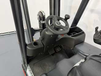 Used Forklift Truck LINDE E16C-02 ELEKTRO DREIRADFRONTSTAPLER (13074241)