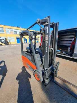 Used Forklift Truck LINDE E16C ELEKTRO DREIRADFRONTSTAPLER (12990725)