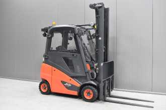 Used Forklift Truck LINDE H 16 T - 01 /51827/ GAS VIERRADFRONTSTAPLER (13064081) backdrop