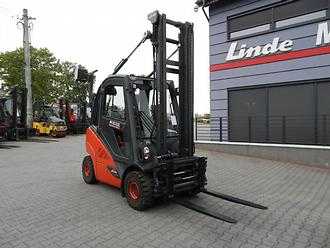 Used Forklift Truck LINDE H25T-02 Fork positioner Kaup GAS VIERRADFRONTSTAPLER (13039643)