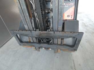 Used Forklift Truck LINDE H25T GAS VIERRADFRONTSTAPLER (13076016)