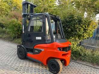 Used Forklift Truck LINDE H30D-01 DIESEL VIERRADFRONTSTAPLER (13070457)