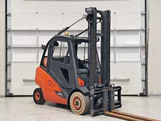 Used Forklift Truck LINDE H30TCNG-02 GAS VIERRADFRONTSTAPLER (12833610)