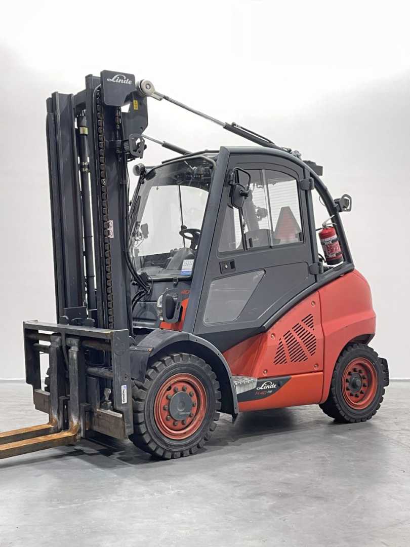 Used Forklift Truck LINDE H40D-02-394 DIESEL VIERRADFRONTSTAPLER (13075938)