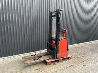 Used Forklift Truck LINDE L14 ELEKTRO HOCHHUBWAGENDEICHSEL (13066524) backdrop
