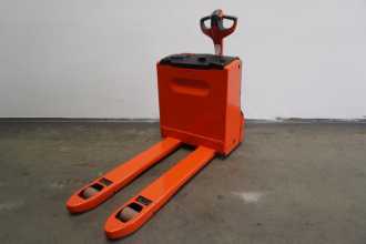 Used Forklift Truck LINDE T 18 1152 ELEKTRO NIEDERHUBWAGENDEICHSEL (13034571)