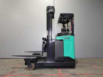 Used Forklift Truck MITSUBISHI RBM25 N3 ELEKTRO SCHUBMASTSTAPLER (13075892) backdrop