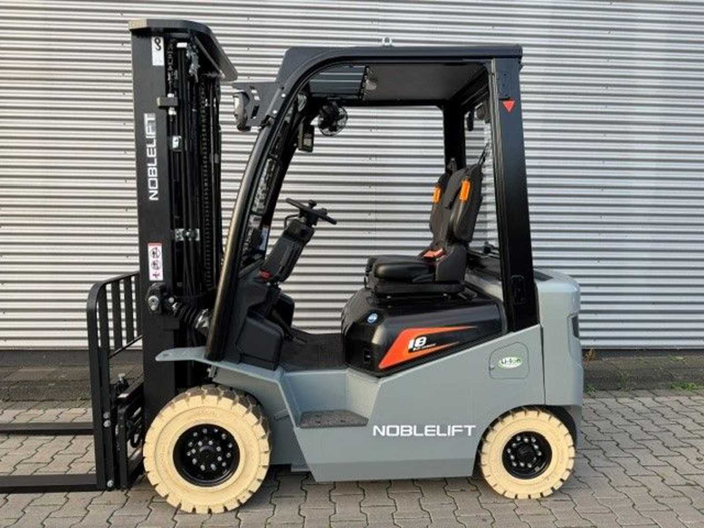 Used Forklift Truck NOBLE CPD18-A2 ELEKTRO VIERRADFRONTSTAPLER (13075994)