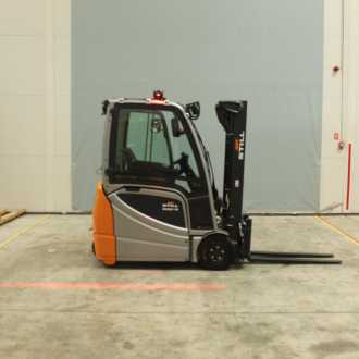 Used Forklift Truck STILL RX20-16 ELEKTRO DREIRADFRONTSTAPLER (13076949) backdrop