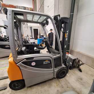 Used Forklift Truck STILL RX20-16P ELEKTRO VIERRADFRONTSTAPLER (12929913) backdrop