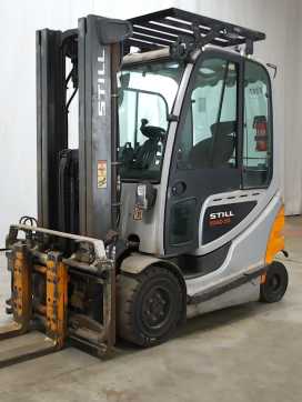 Used Forklift Truck STILL RX60-30 ELEKTRO VIERRADFRONTSTAPLER (12995745) backdrop