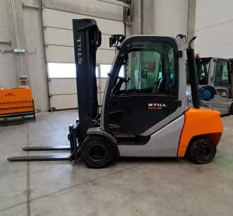 Used Forklift Truck STILL RX70-35T GAS VIERRADFRONTSTAPLER (12926220)