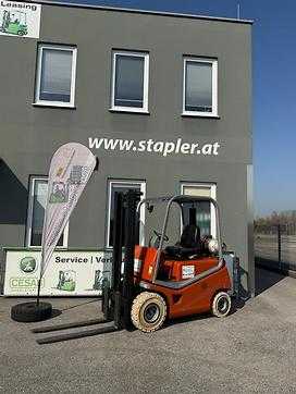 Gabelstapler gebraucht BT C4G 15D GAS VIERRADFRONTSTAPLER (13028209) backdrop