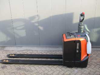 Gabelstapler gebraucht BT LPE200 ELEKTRO NIEDERHUBWAGENFAHRERSTAND (13071610) backdrop