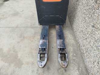 Gabelstapler gebraucht BT LPE200 ELEKTRO NIEDERHUBWAGENSEMIELEKTRISCH (13070326)