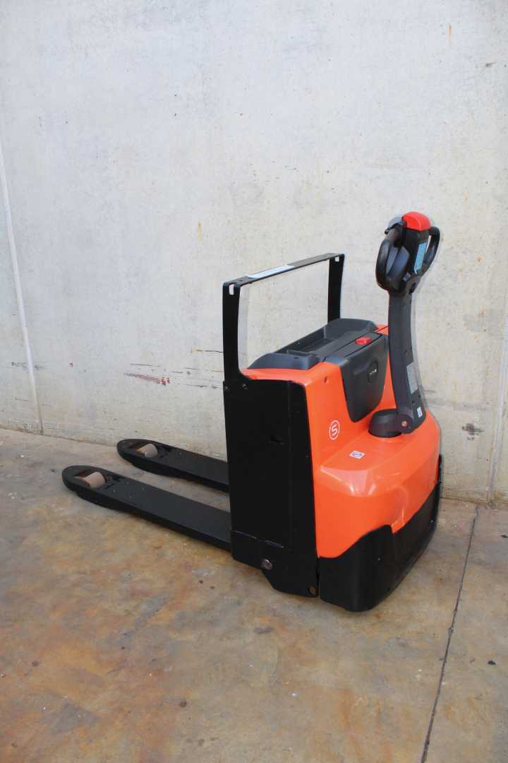 Gabelstapler gebraucht BT LWE180 ELEKTRO NIEDERHUBWAGENSEMIELEKTRISCH (13065178)