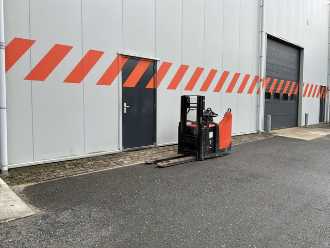 Gabelstapler gebraucht BT Toyota SPE200D ELEKTRO HOCHHUBWAGENDEICHSEL (13073795)