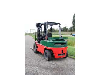 Gabelstapler gebraucht CATERPILLAR DP40 DIESEL VIERRADFRONTSTAPLER (13065090)