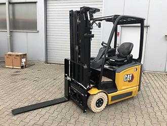 Gabelstapler gebraucht CATERPILLAR EP16ACNT ELEKTRO DREIRADFRONTSTAPLER (13074323)