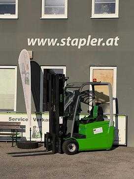 Gabelstapler gebraucht CESAB B 318 ELEKTRO DREIRADFRONTSTAPLER (13073102) backdrop