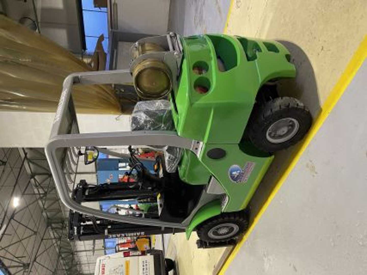 Gabelstapler gebraucht CESAB chariot élévateur à fourches GAS VIERRADFRONTSTAPLER (13029265)