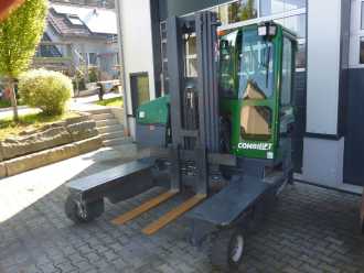 Gabelstapler gebraucht COMBILIFT C4000 DIESEL VIERWEGESTAPLER (12955815) backdrop