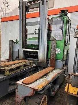 Gabelstapler gebraucht COMBILIFT C6000 GAS VIERWEGESTAPLER (13063308) backdrop