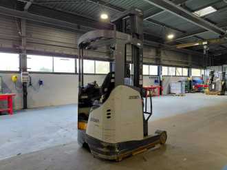 Gabelstapler gebraucht CROWN ESR5260-1.4 ELEKTRO SCHUBMASTSTAPLER (13000528)
