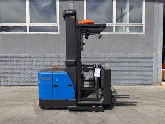 Gabelstapler gebraucht CROWN SP3522-1.0 Baujahr 2019/ Hubhöhe 5,13M ELEKTRO HOCHHUBKOMMISSIONIERER (13061263) backdrop