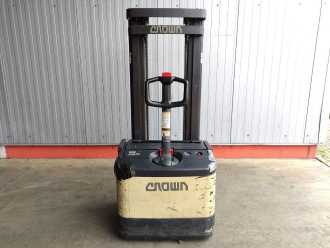 Gabelstapler gebraucht CROWN WE2000-1.25TL ELEKTRO HOCHHUBWAGENDEICHSEL (13042315)