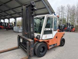 Gabelstapler gebraucht DAN_TRUCK D9006 DIESEL VIERRADFRONTSTAPLER (13042434) backdrop