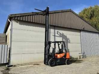 Gabelstapler gebraucht DOOSAN D25GP DIESEL VIERRADFRONTSTAPLER (13073391)