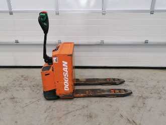Gabelstapler gebraucht DOOSAN LEDH20M ELEKTRO NIEDERHUBWAGENSEMIELEKTRISCH (12744700)
