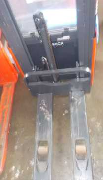 Gabelstapler gebraucht FENWICK L 12 (1172) ELEKTRO HOCHHUBWAGENDEICHSEL (13066855)